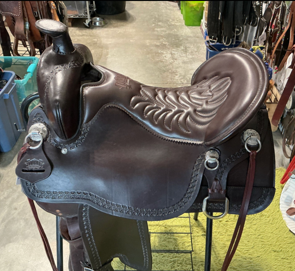 Western Saddles *USED*