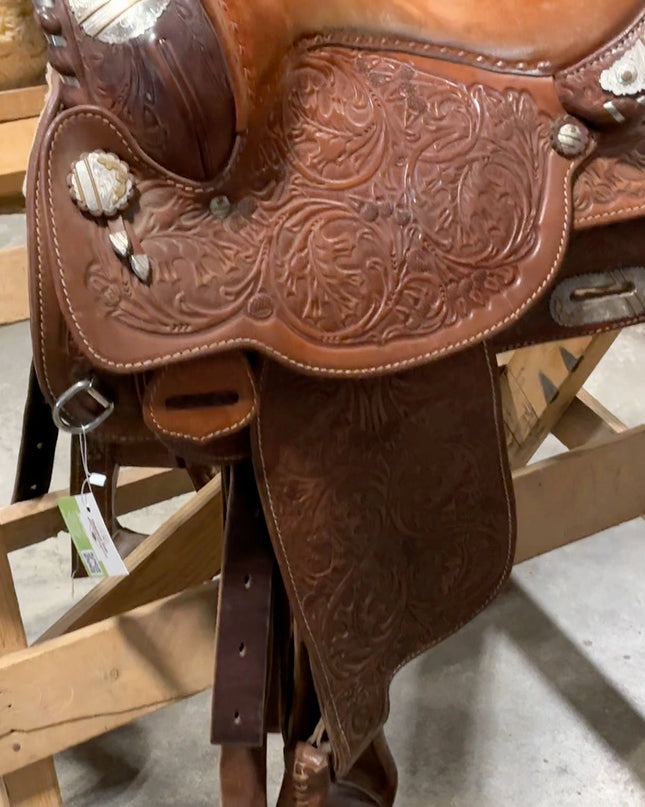 Western Saddle 15.5" G8" Silver Royal