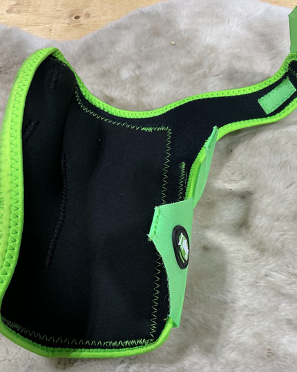 Medicine Boots Vented (4) Medium *NEW*Lime Green