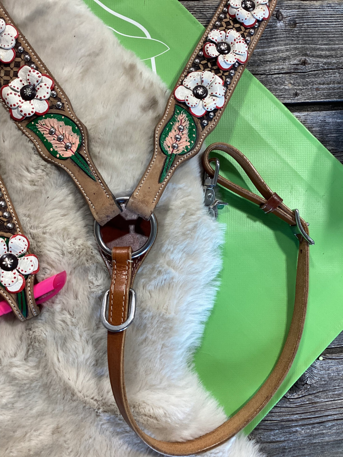 Western one Ear Headstall & Breast Collar Poppy