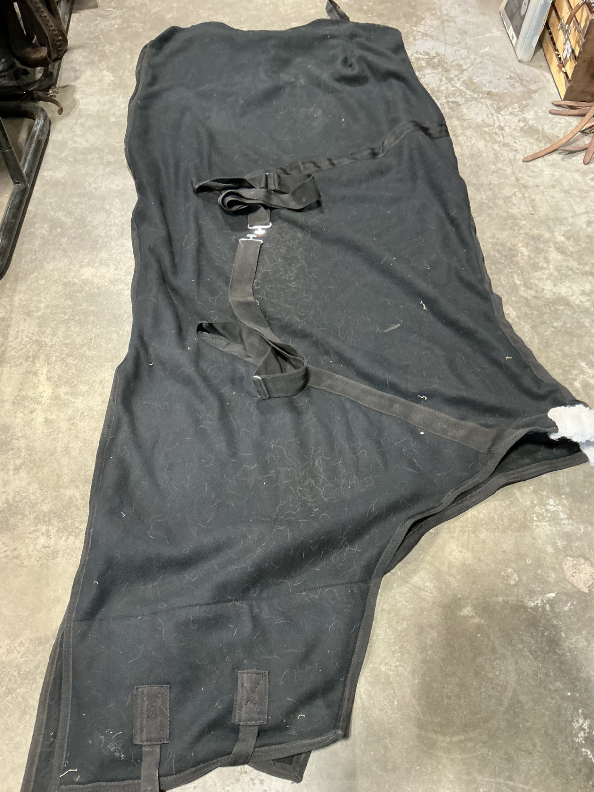 Cooler Fleece 84" Black