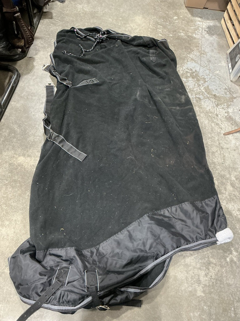 Cooler Black Fleexe 81" Weatherbeeta Some Stains See Pics