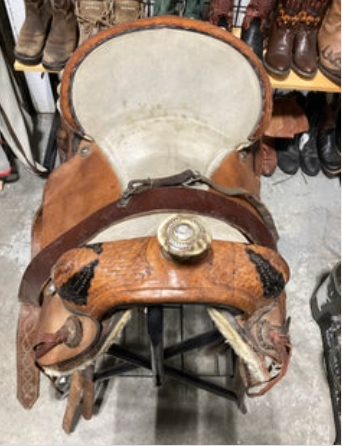 Western Saddle 16" G7"