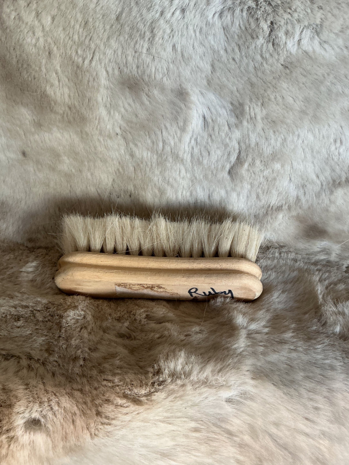 Grooming Brushes Smaller White