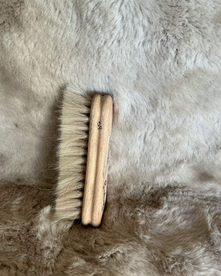 Grooming Brushes Smaller White