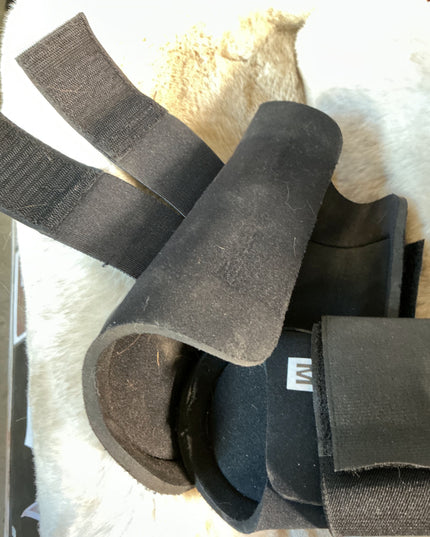 Jumping Boots Black Medium