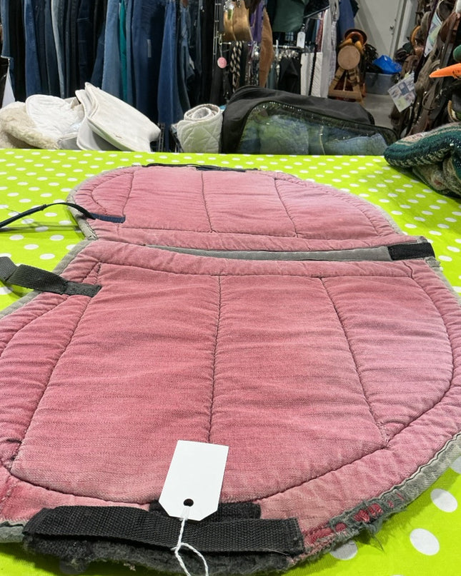 English Saddle Pad Older Red