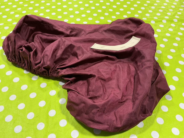 English Saddle Cover Maroon.