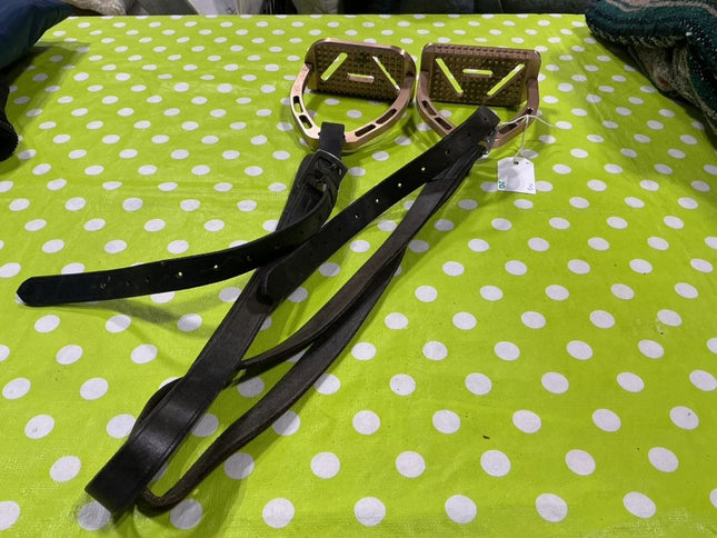 English Stirrups with Leathers Rose Gold