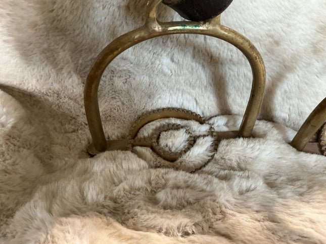 English Stirrups & Leathers