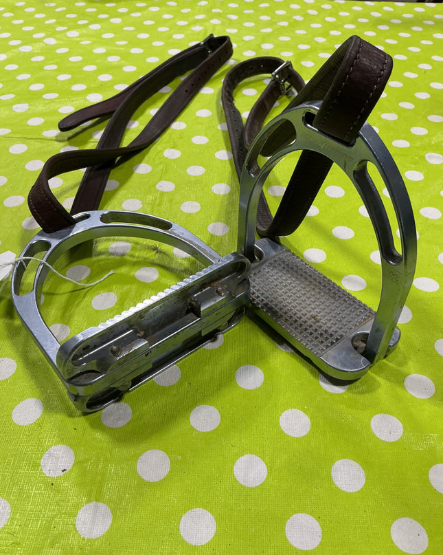 Stirrups Aluminum & Leathers 