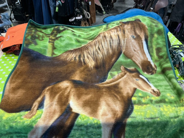 Blanket Horses Green