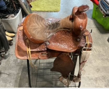 Western Saddle Older 14.5"