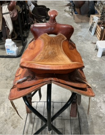 Western Saddle Older 15" G7.5"