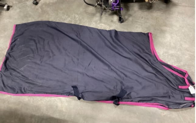 Stable Blankets PinkTrimLoveson84"