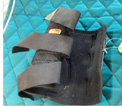 Medicine Boots Neoprene Small