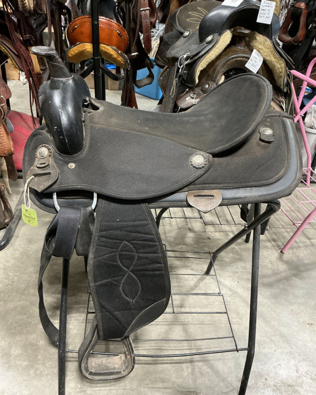 Western Synthetic Saddle 18" Black