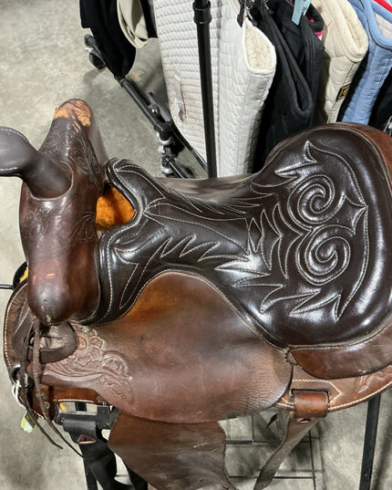 Western Saddle 15" G6.5"
