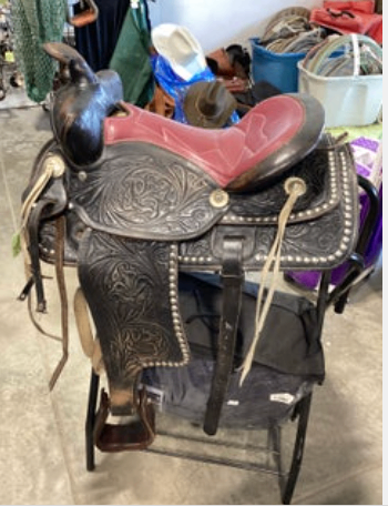 Western Rawhide Saddle 15" G7"