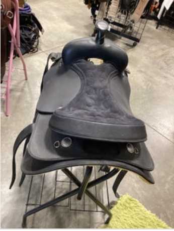 Western Saddle Wintec 17"