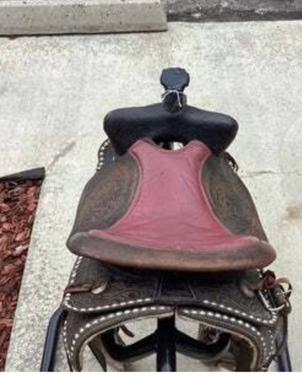 Western Saddle 15" 