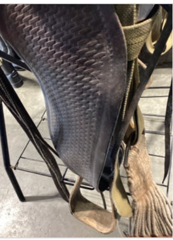 Western Saddle 14.5 Short Skirt 7.75"