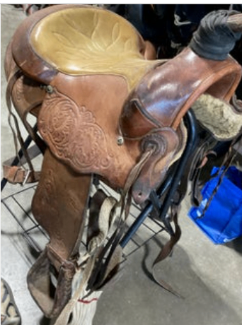 Western saddle 15" Rope G7"