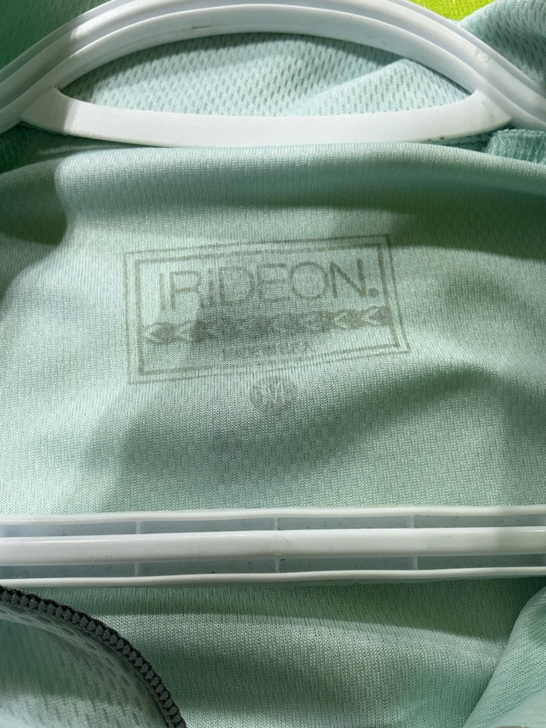 Shirt Irideon Size Medium Light Blue