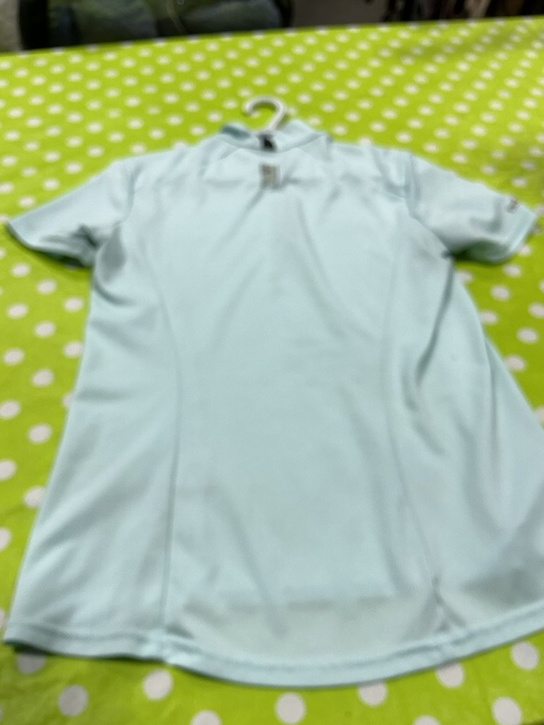 Shirt Irideon Size Medium Light Blue