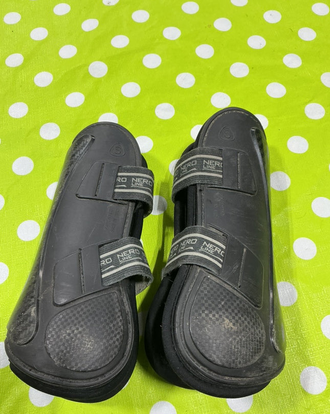 Sport Boots Veredus          New Price $340
