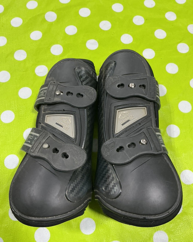 Sport Boots Veredus          New Price $340