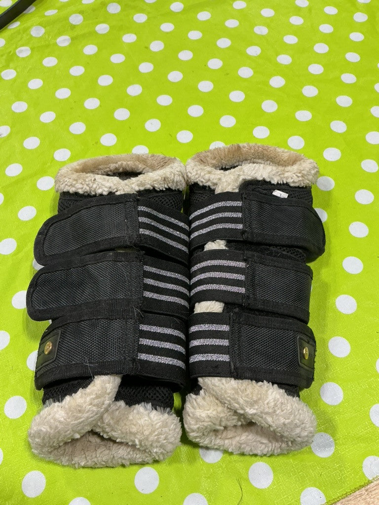 Boots Brushing Fleece Lined