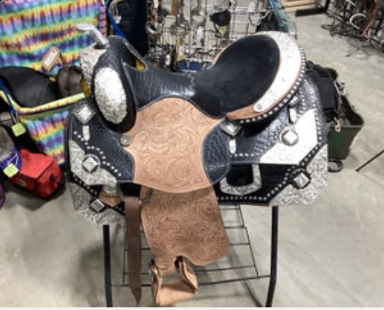 Western Show Saddle Black & Silver 16" G7"