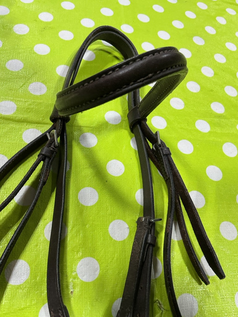 English Bridle Figure 8 Black Leather