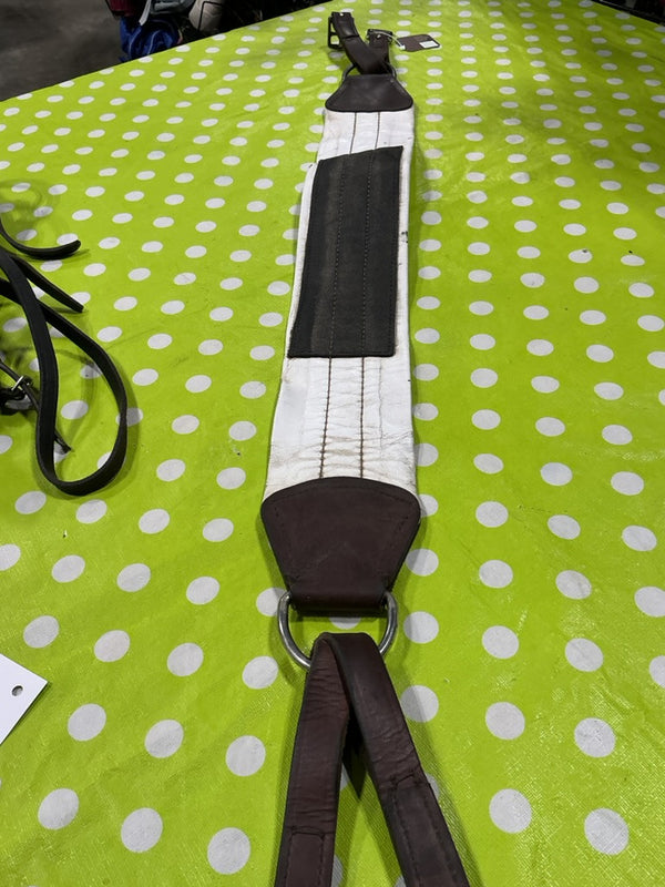 English Girth – Neoprene, 45" | Used, Good