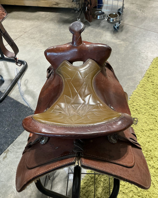 Western Saddle S15" G7" S25.5"