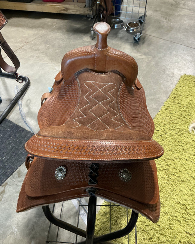 Western Saddle S15" G7" Light Weight