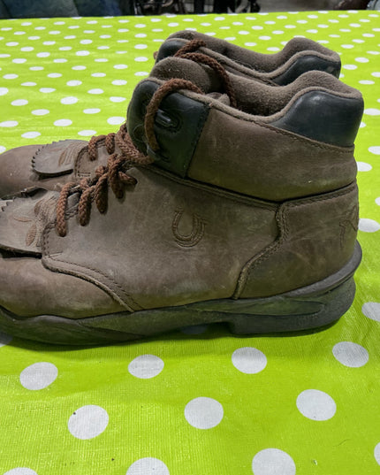 Boots Horseshoe Womans Size 8.5 Brown Leather