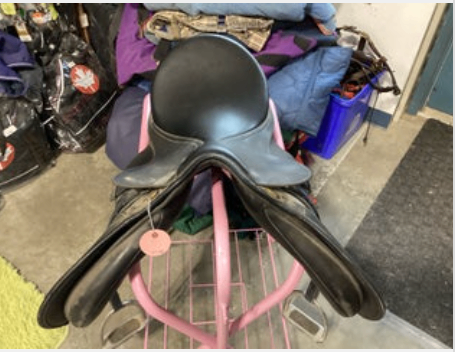 English Saddle Wintec 17"
