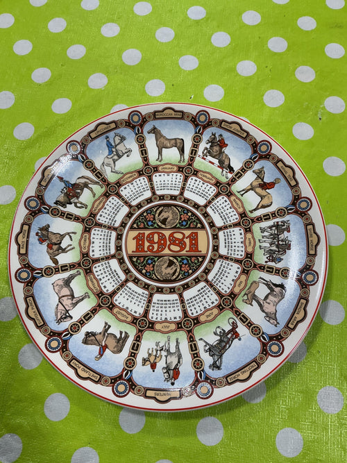 Calendar Plate – Eleventh Series | Used, Very Good