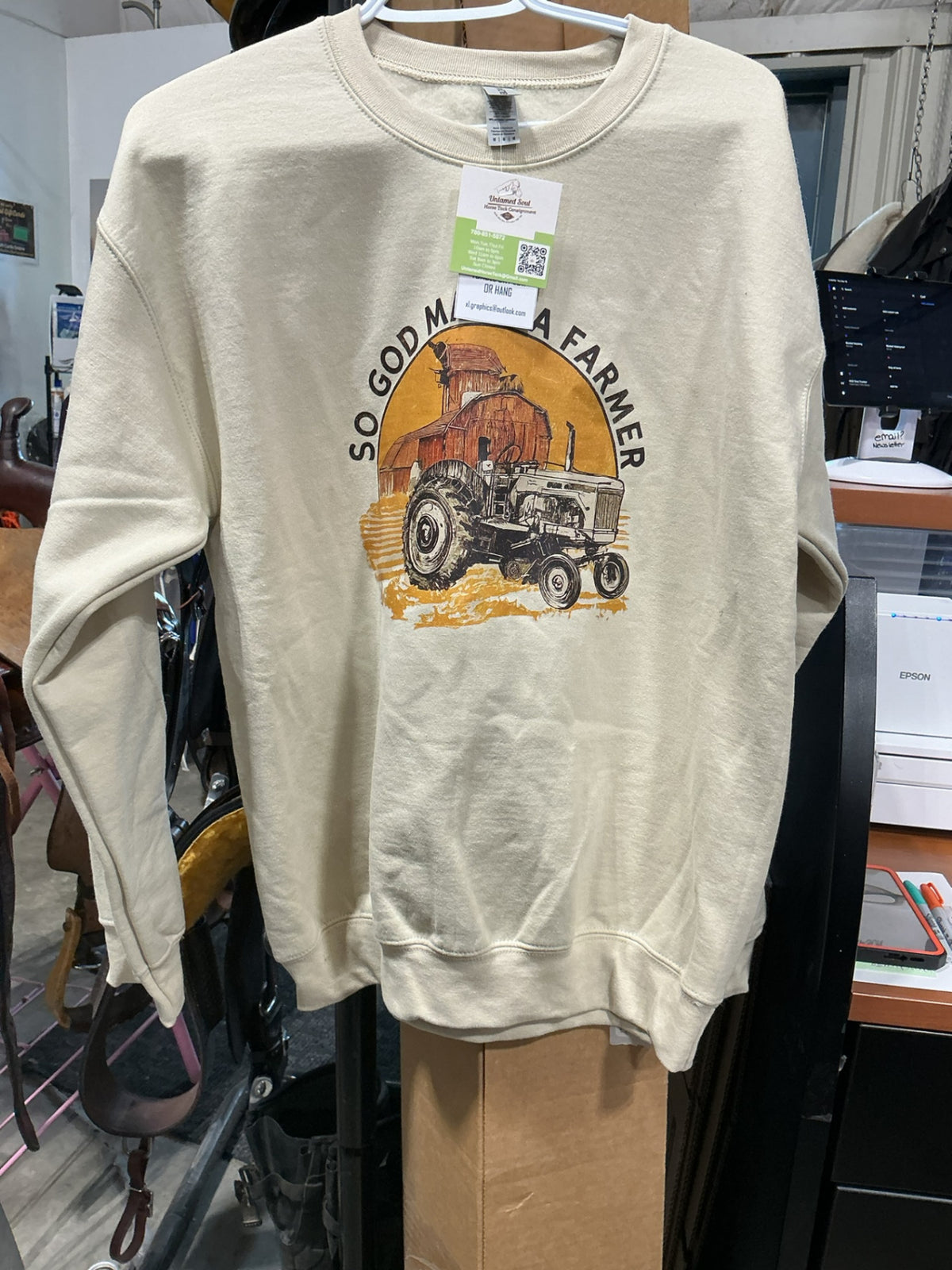 Hoodie So God Made A Farmer Brown Size Medium