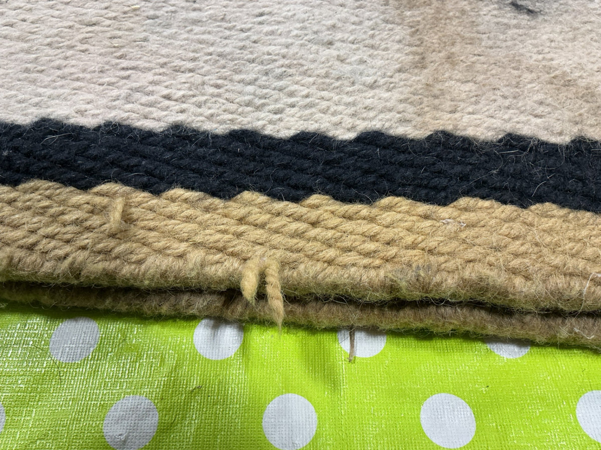 Saddle Blanket  Brown/Black. 36 x 34