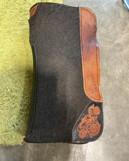 Saddle Pad Best Ever 30 x 30 x 1'  Black/Brown Leather