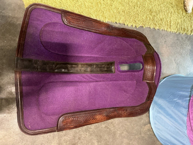 Saddle Pad Purple Felt. 31.5 x 29 x 1/2"