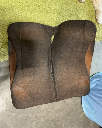 Saddle Pad Best Ever 30 x 30 x 1'  Black/Brown Leather