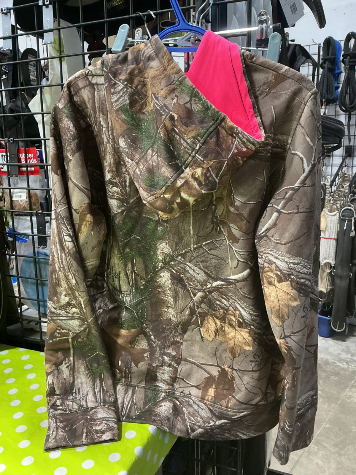 Hoody Womens Under Armour Camo Size XL