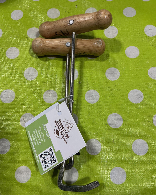 Boot Pulls