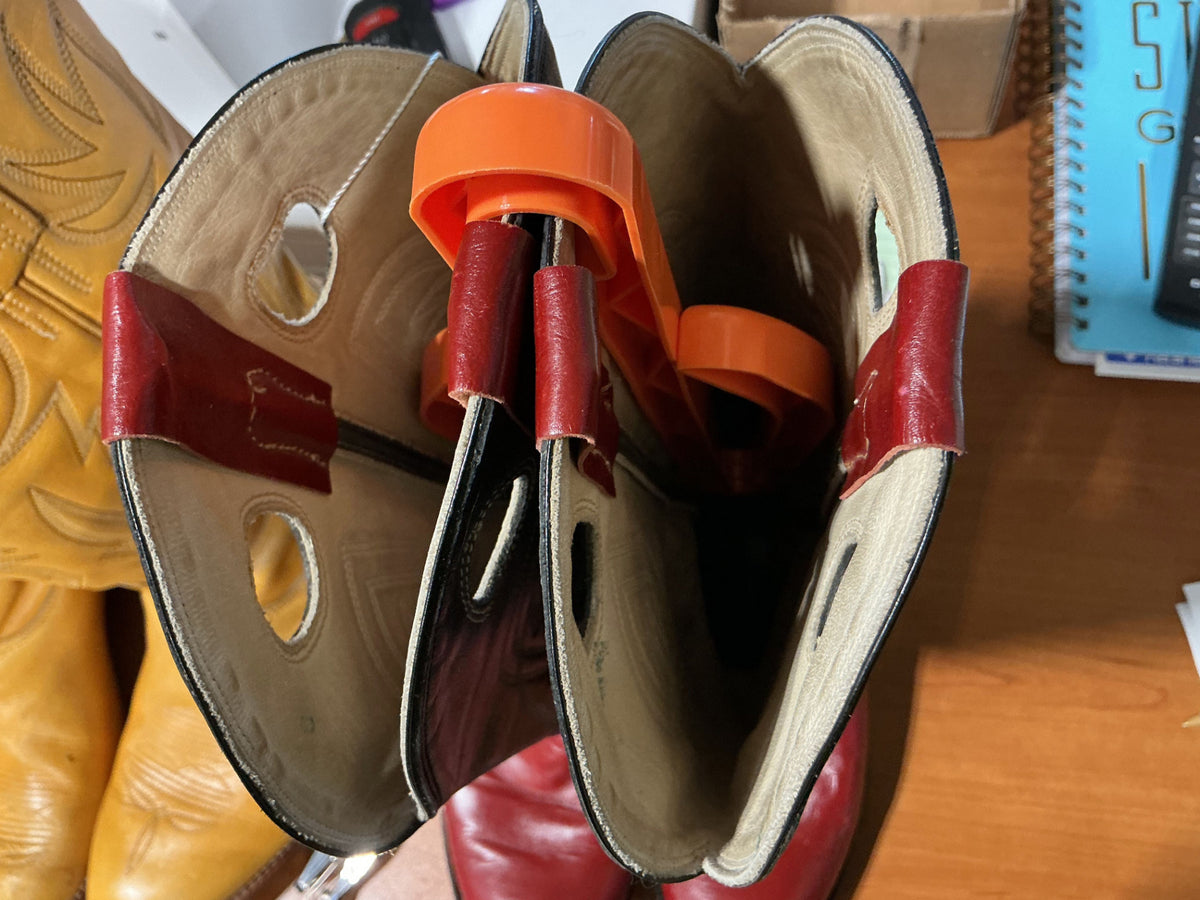 Cowboy Boots Black/Red 9