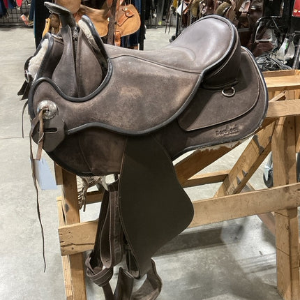Barefoot Treeless Saddle 16"