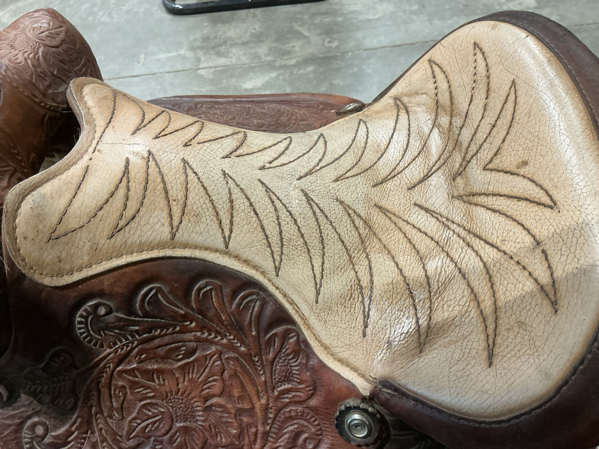 Western Saddle 14" G5.5"